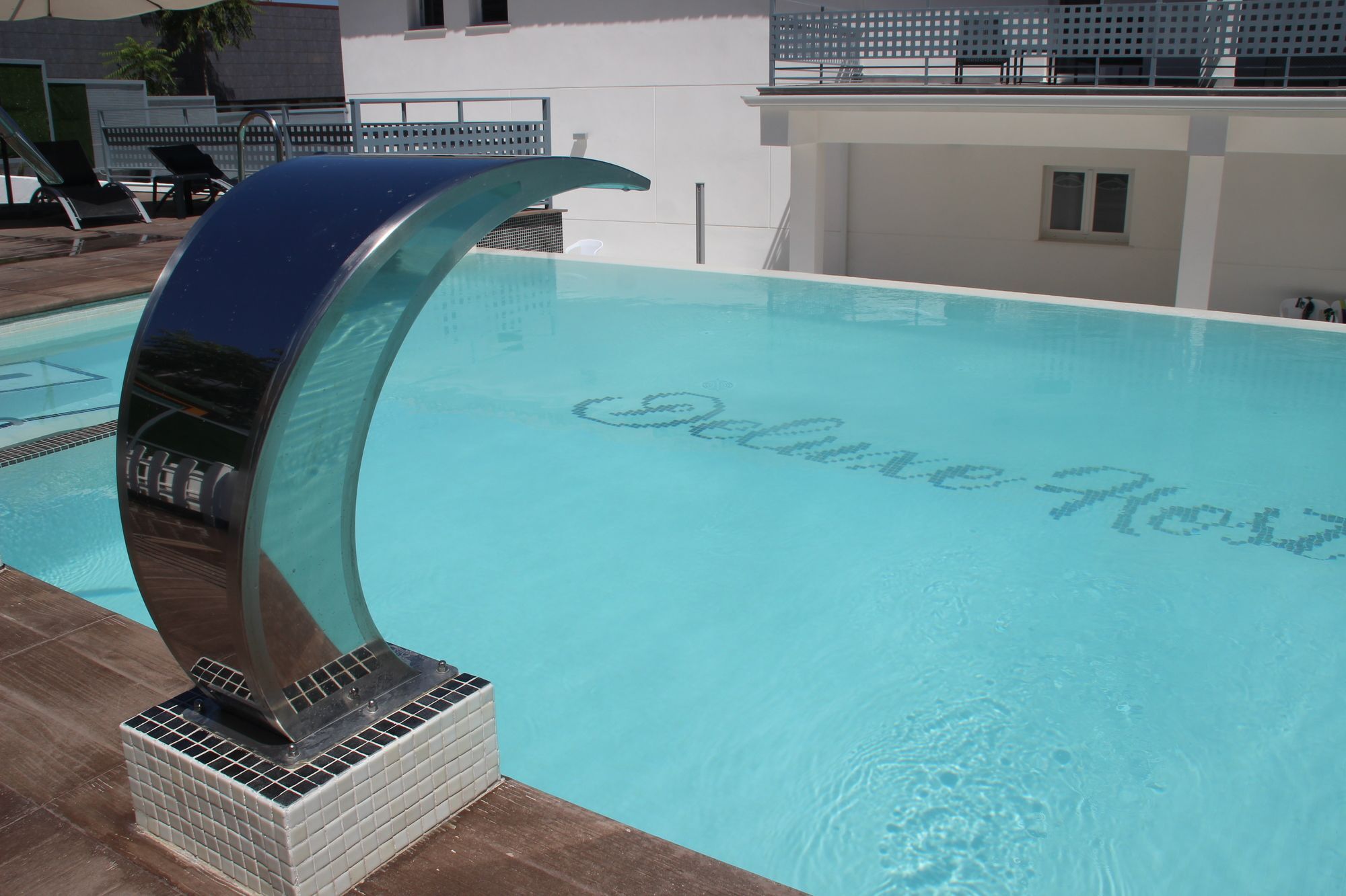 Deluxe Hostels & Suites ميريذا المظهر الخارجي الصورة