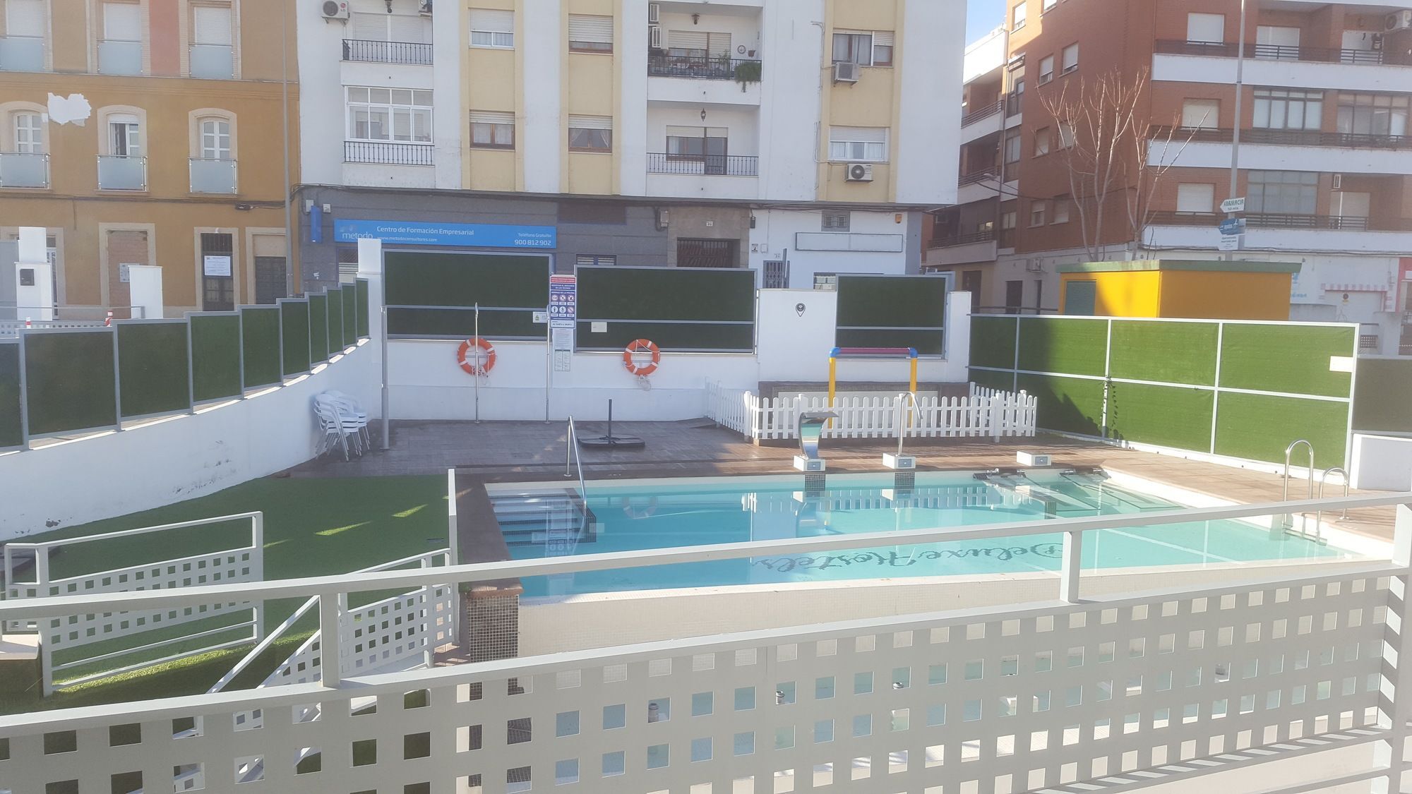 Deluxe Hostels & Suites ميريذا المظهر الخارجي الصورة
