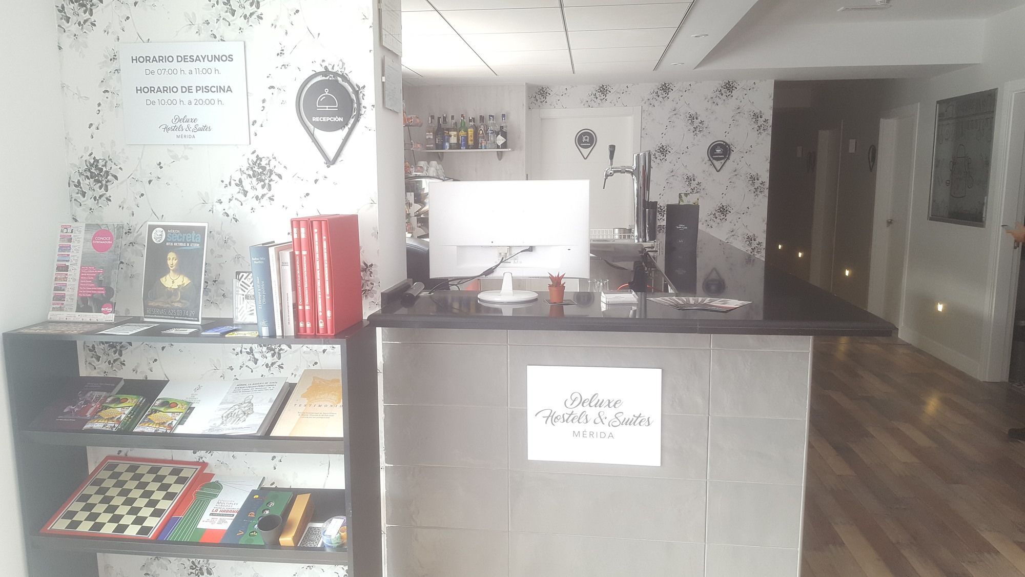 Deluxe Hostels & Suites ميريذا المظهر الخارجي الصورة
